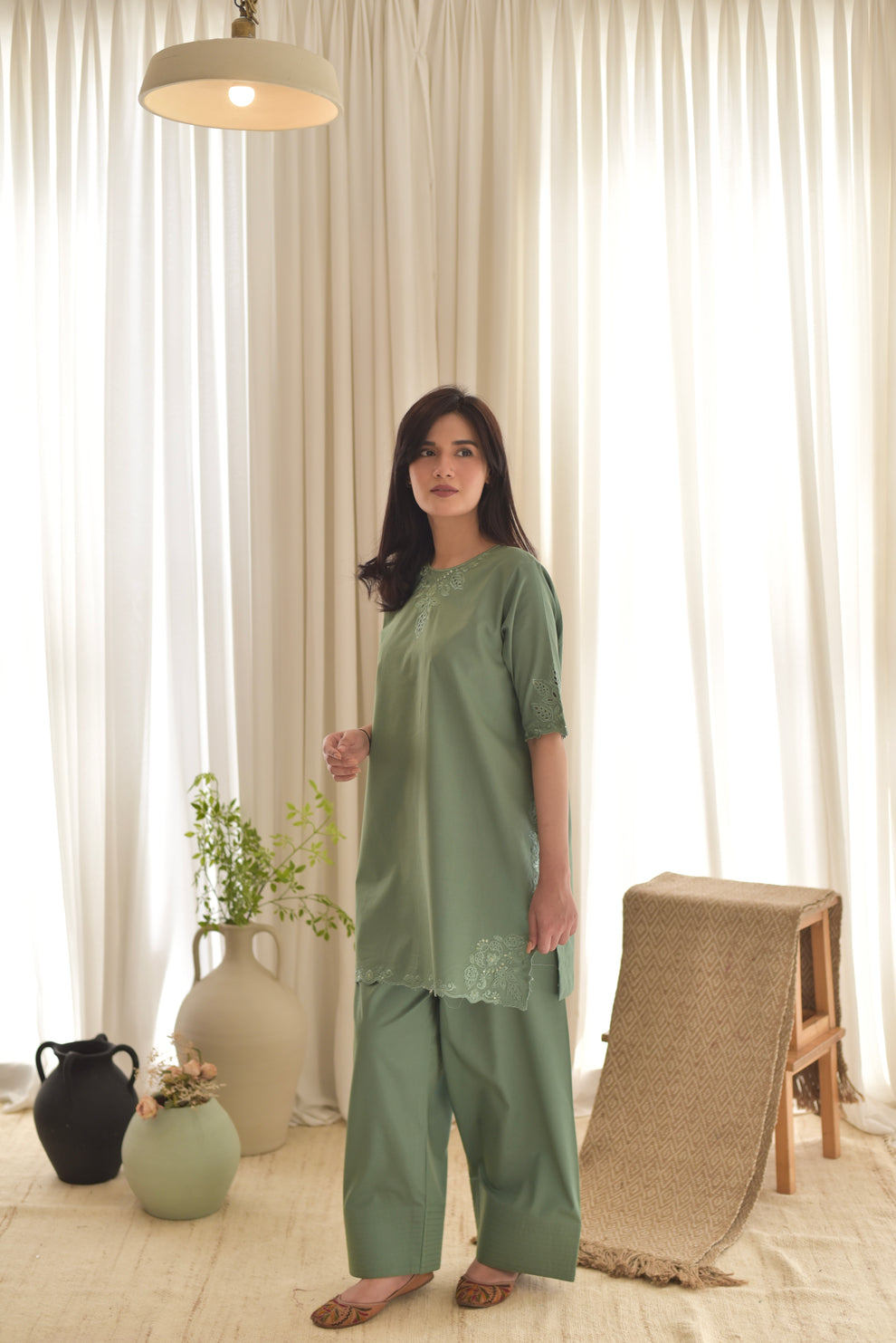 Pista Zola Embroidered 3pc