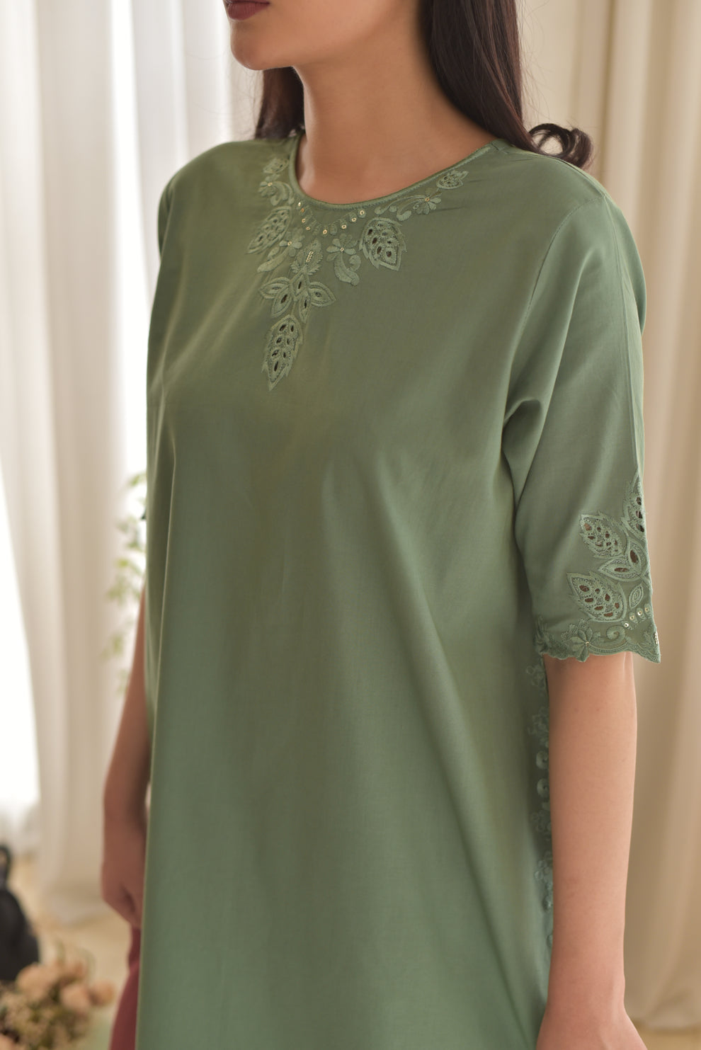 Pista Zola Embroidered 3pc