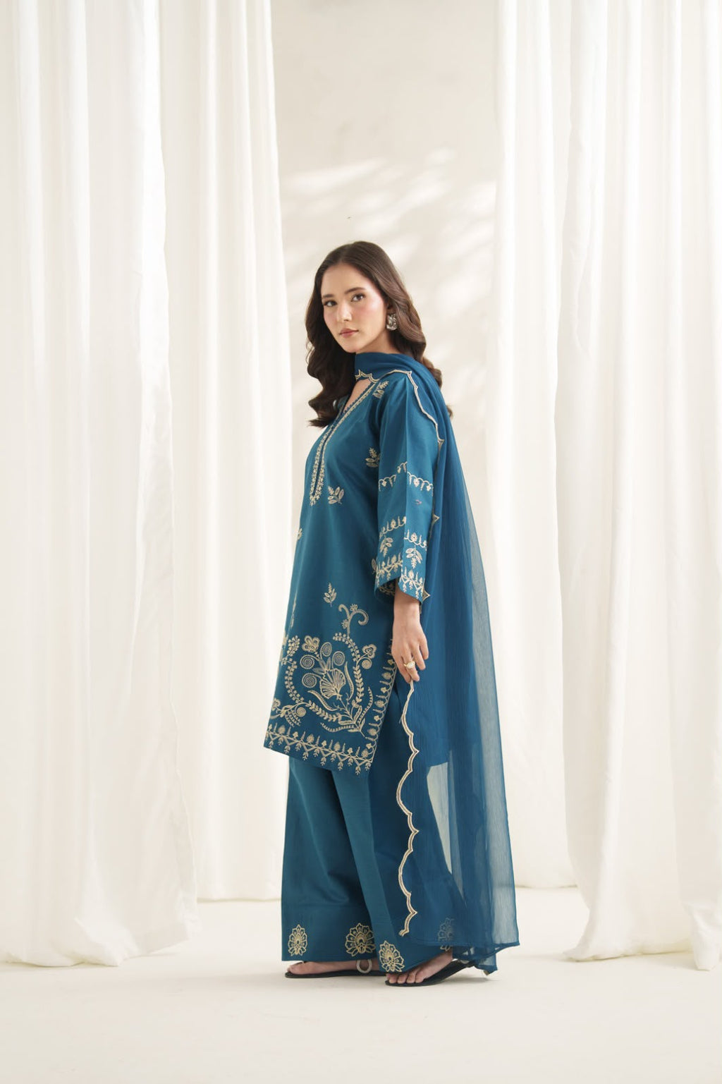 Neelam Embroidered 3pcs