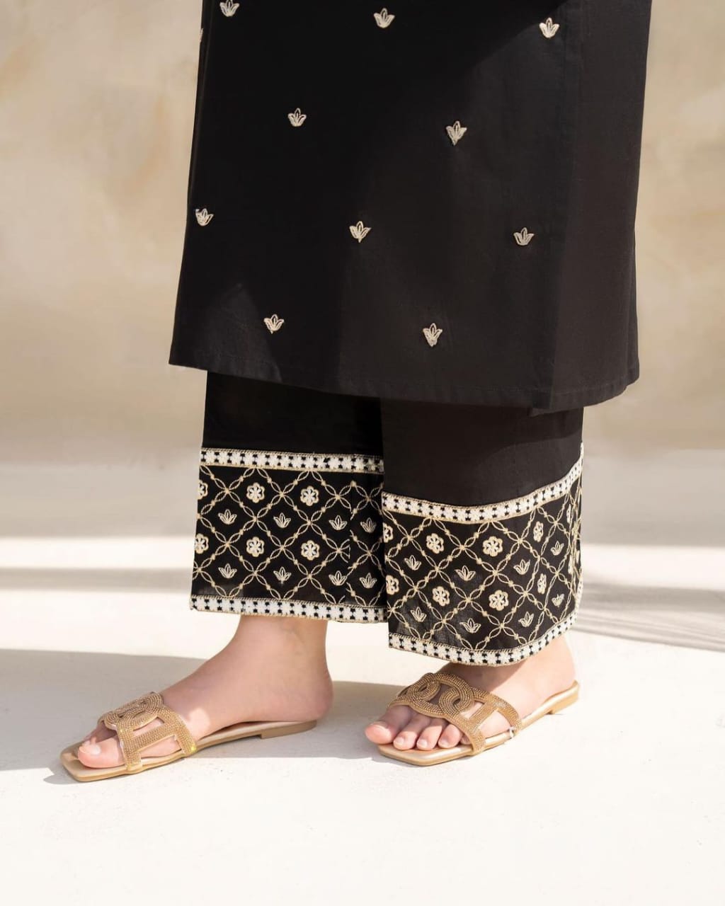 hoor Black 2pc