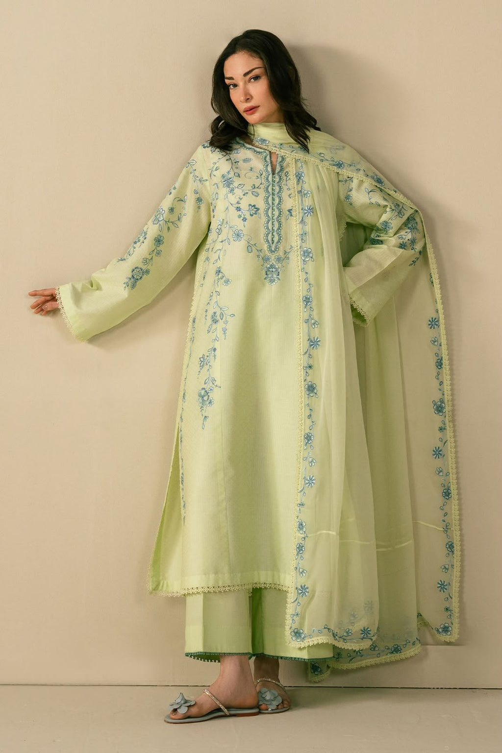 Pastel Embroidered 3pcs