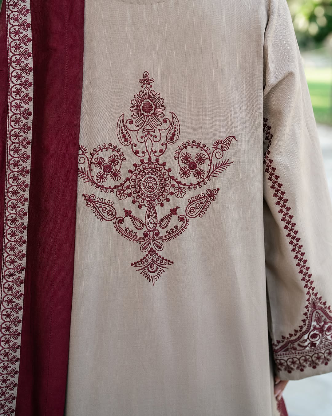 Zara embroidered 3pcs